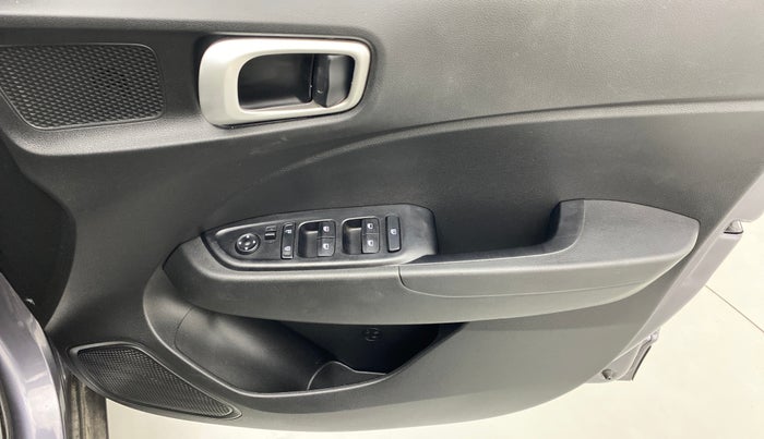 2019 Hyundai VENUE S 1.0 TURBO MT, Petrol, Manual, 12,268 km, Driver Side Door Panels Control