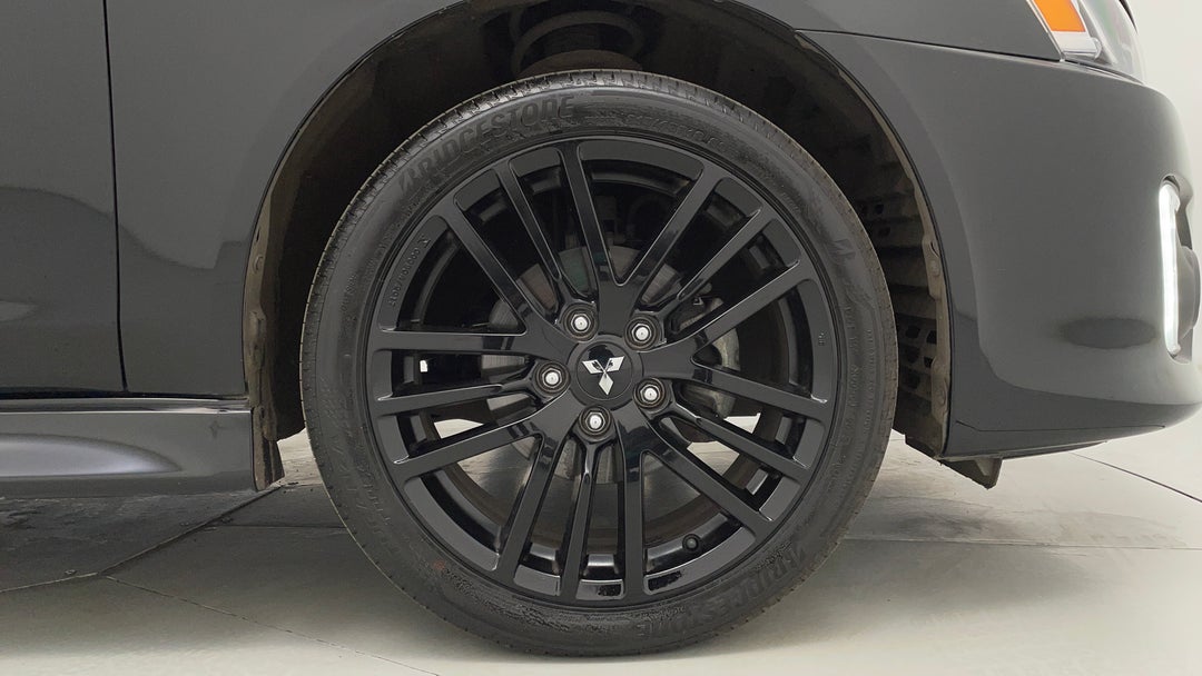 2017 Mitsubishi Lancer Black Edition (es), Automatic, 46552 km, Right Front Wheel