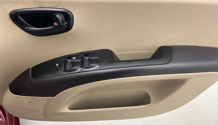 2015 Hyundai i10 MAGNA 1.1 IRDE2, Petrol, Manual, 15,478 km, Driver Side Door Panels Control
