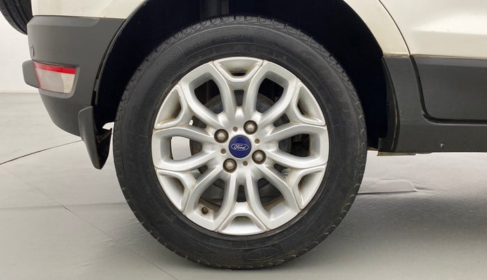 2016 Ford Ecosport 1.5 TITANIUM TI VCT AT, Petrol, Automatic, 52,176 km, Right Rear Wheel