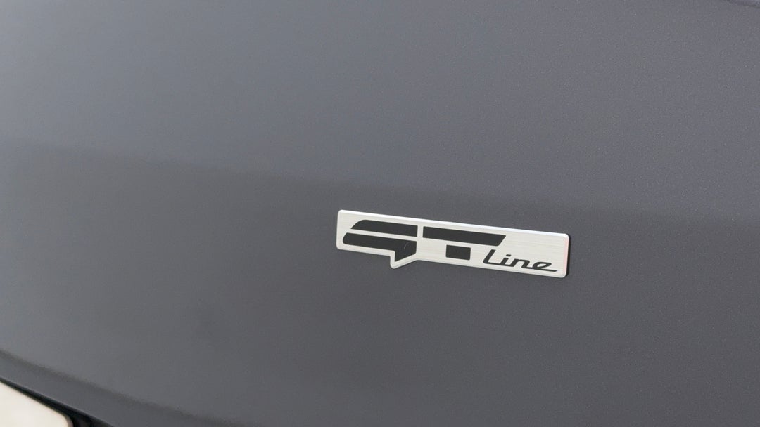 Badge (Boot Right Side)