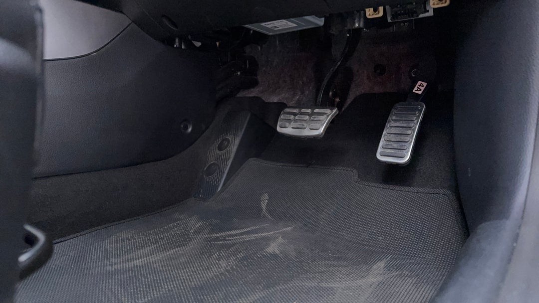 Pedals and Footmat