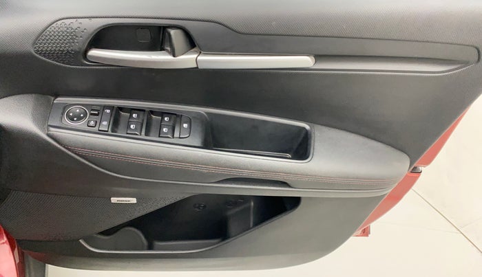 2022 KIA SONET GTX PLUS 1.0 DCT, Petrol, Automatic, 19,749 km, Driver Side Door Panels Control