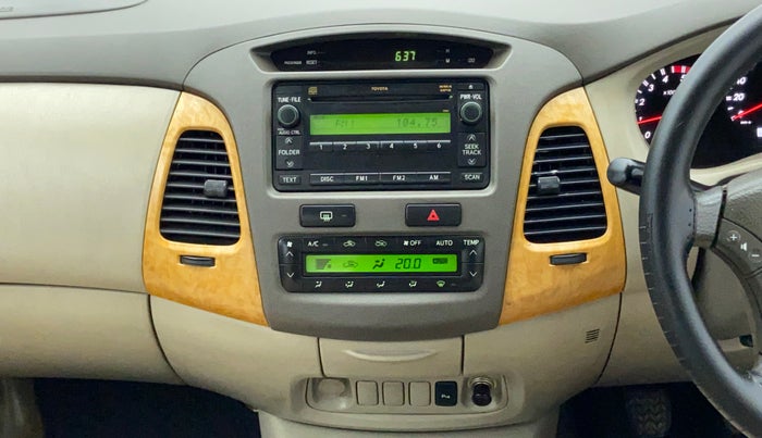 2009 Toyota Innova 2.5 V 8 STR, Diesel, Manual, 1,02,616 km, Air Conditioner