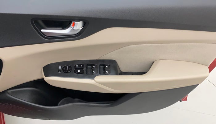 2018 Hyundai Verna 1.4 EX PETROL, Petrol, Manual, 62,102 km, Driver Side Door Panels Control