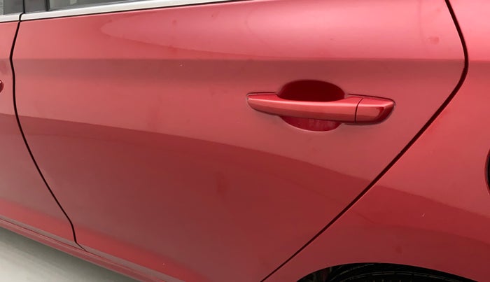 2018 Hyundai Verna 1.4 EX PETROL, Petrol, Manual, 62,102 km, Rear left door - Paint has faded