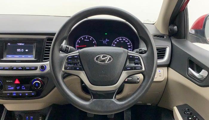 2018 Hyundai Verna 1.4 EX PETROL, Petrol, Manual, 62,102 km, Steering Wheel Close Up