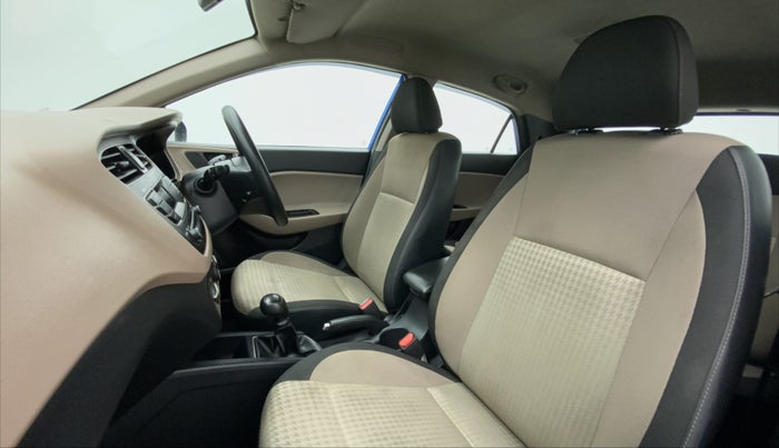 2019 Hyundai Elite i20 1.2 MAGNA PLUS VTVT, Petrol, Manual, 50,460 km, Right Side Front Door Cabin
