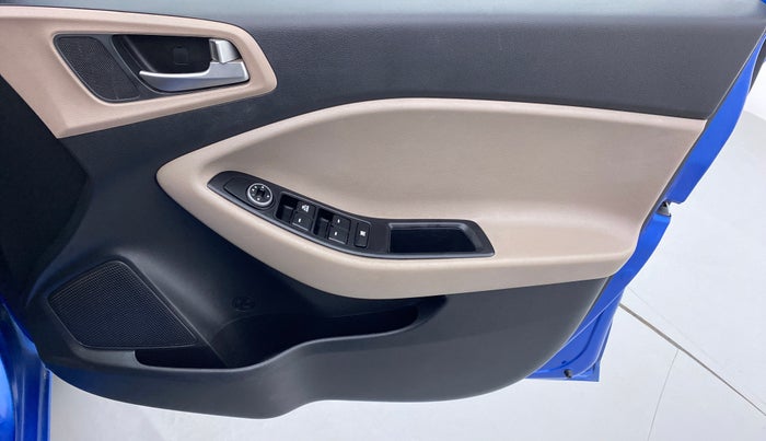 2019 Hyundai Elite i20 1.2 MAGNA PLUS VTVT, Petrol, Manual, 50,460 km, Driver Side Door Panels Control