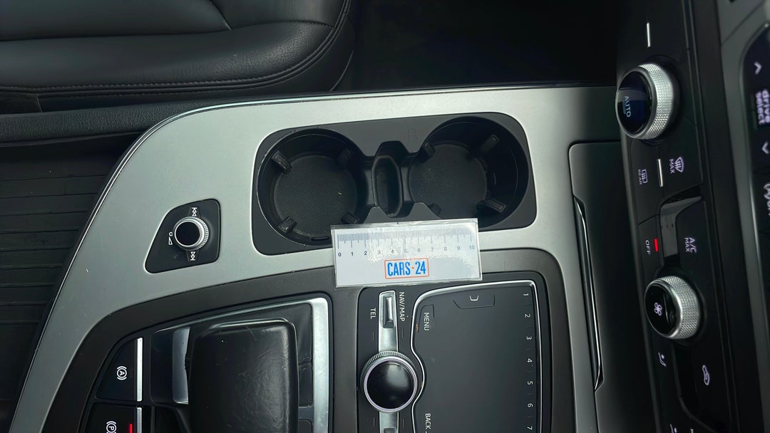 Center Console Scuff