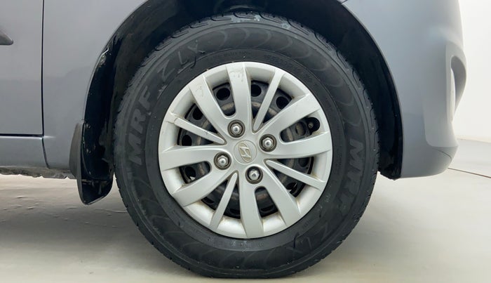 2014 Hyundai i10 SPORTZ 1.1 IRDE2, Petrol, Manual, 75,968 km, Right Front Tyre