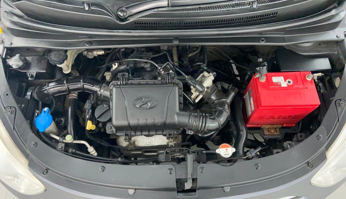 2014 Hyundai i10 SPORTZ 1.1 IRDE2, Petrol, Manual, 75,968 km, Engine Bonet View