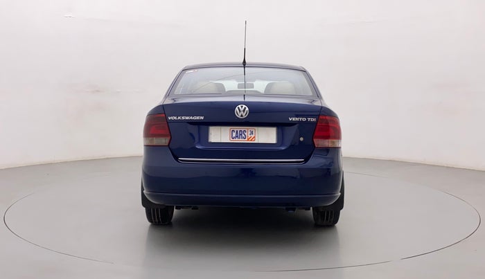 2012 Volkswagen Vento HIGHLINE DIESEL 1.6, Diesel, Manual, 1,19,488 km, Back/Rear