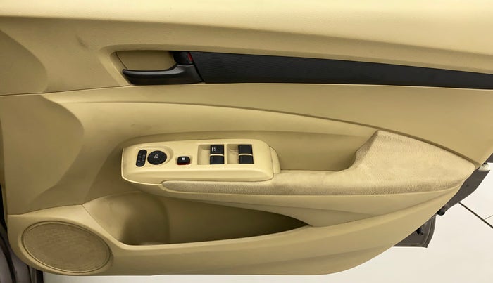 2012 Honda City 1.5L I-VTEC S MT, CNG, Manual, 45,921 km, Driver Side Door Panels Control