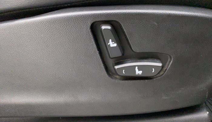 2019 MG HECTOR SHARP 2.0 DIESEL, Diesel, Manual, 71,181 km, Driver Side Adjustment Panel