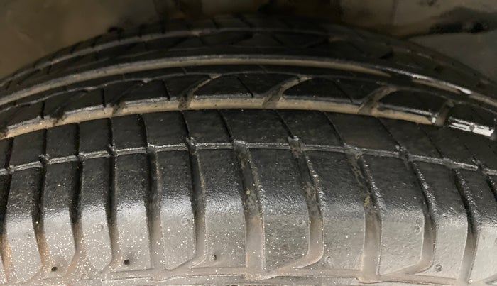 2017 Honda City V MT PETROL, Petrol, Manual, 63,810 km, Right Front Tyre Tread