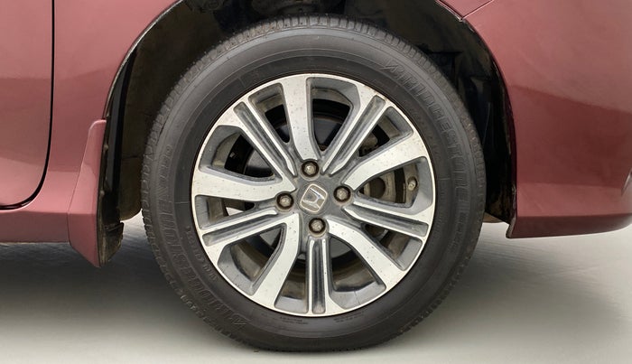 2017 Honda City V MT PETROL, Petrol, Manual, 63,810 km, Right Front Wheel