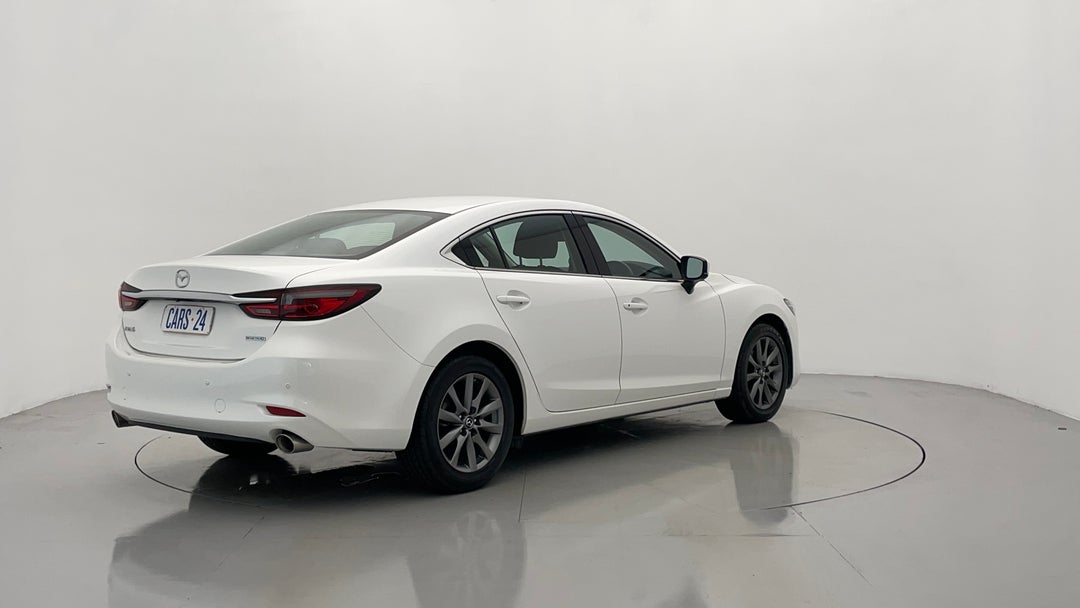 Right Back Diagonal (45- Degree) View