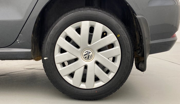 2016 Volkswagen Ameo COMFORTLINE 1.2, Petrol, Manual, 34,861 km, Left Rear Wheel