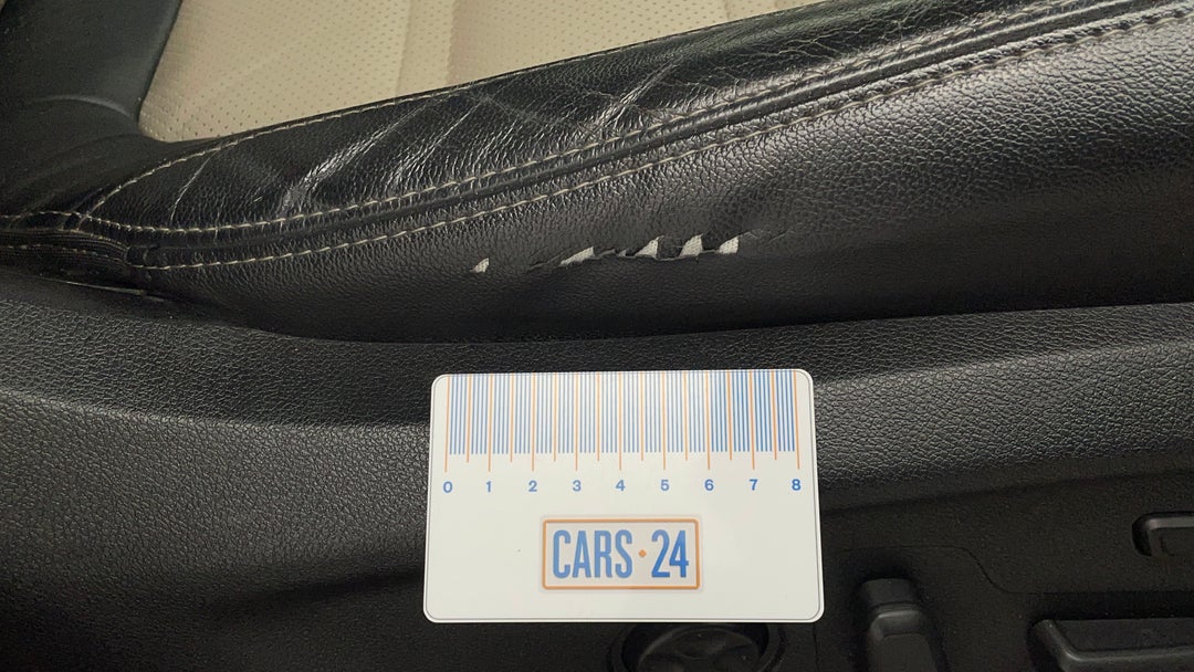 Seats Front RHS Wear