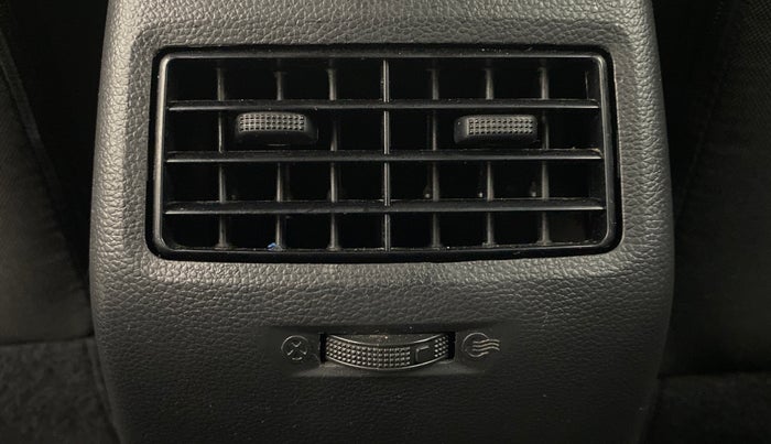 2020 Hyundai Elite i20 ASTA 1.2 (O), Petrol, Manual, 26,980 km, Rear AC Vents