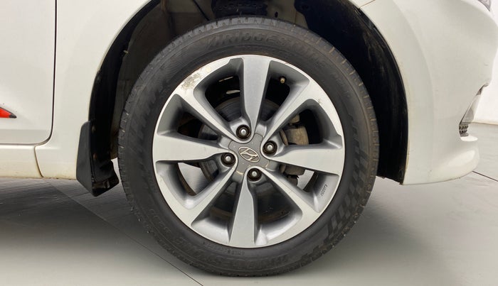2018 Hyundai Elite i20 ASTA 1.2 (O), Petrol, Manual, 53,813 km, Right Front Wheel