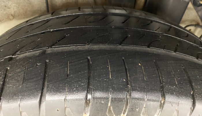 2018 Hyundai Elite i20 ASTA 1.2 (O), Petrol, Manual, 53,813 km, Left Rear Tyre Tread