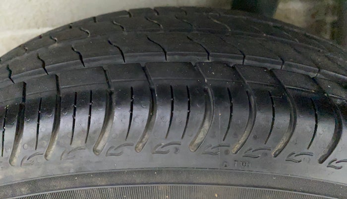 2020 Maruti S PRESSO VXI PLUS, Petrol, Manual, 22,373 km, Left Rear Tyre Tread