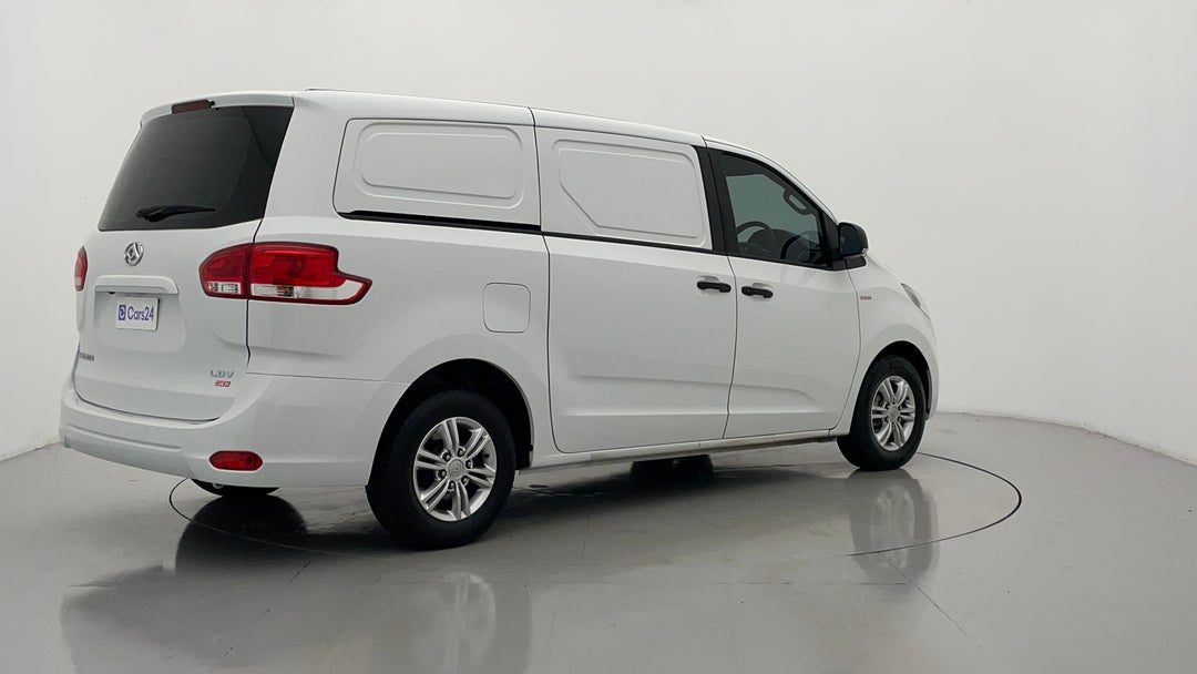 Right Back Diagonal (45- Degree) View