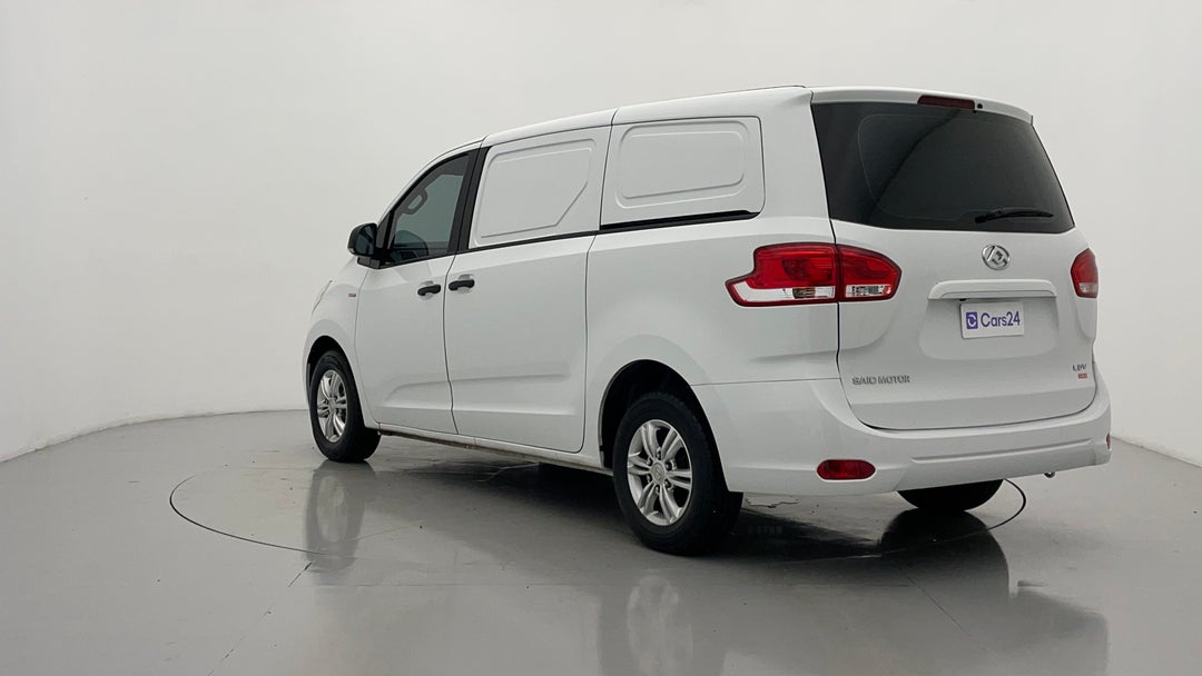 Left Back Diagonal (45- Degree) View