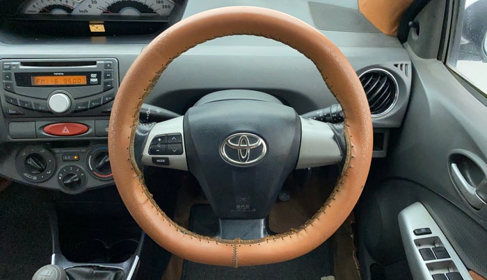 2012 Toyota Etios VX D, Diesel, Manual, 1,01,330 km, Steering Wheel Close Up