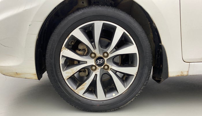 2014 Hyundai Verna FLUIDIC 1.6 SX CRDI OPT, Diesel, Manual, 93,787 km, Left Front Wheel