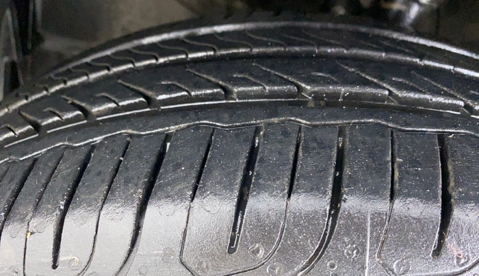 2014 Honda City SV MT PETROL, Petrol, Manual, 52,798 km, Left Front Tyre Tread