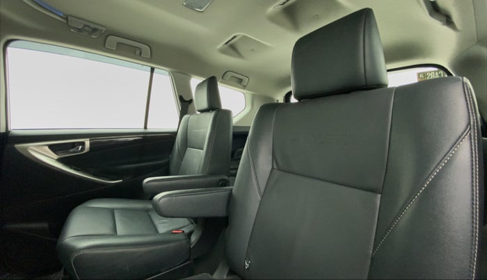 2022 Toyota Innova Crysta 2.4 ZX 7 STR, Diesel, Manual, 15,052 km, Right Side Rear Door Cabin
