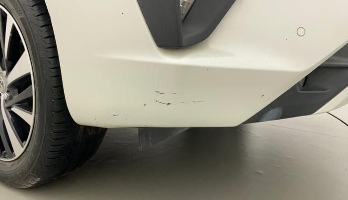 2022 Toyota Innova Crysta 2.4 ZX 7 STR, Diesel, Manual, 15,753 km, Front bumper - Minor scratches