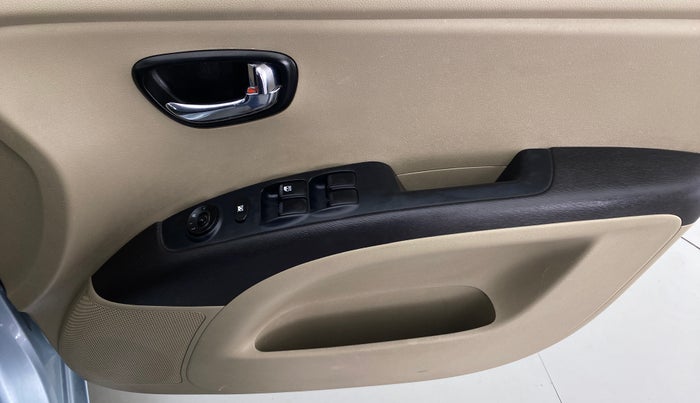 2011 Hyundai i10 MAGNA 1.2 KAPPA2, Petrol, Manual, 86,662 km, Driver Side Door Panels Control