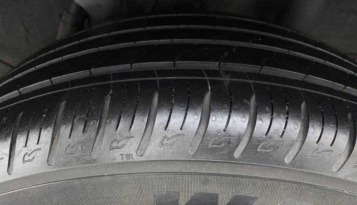 2020 Hyundai VENUE SX 1.0 GDI IMT, Petrol, Manual, 9,607 km, Left Rear Tyre Tread