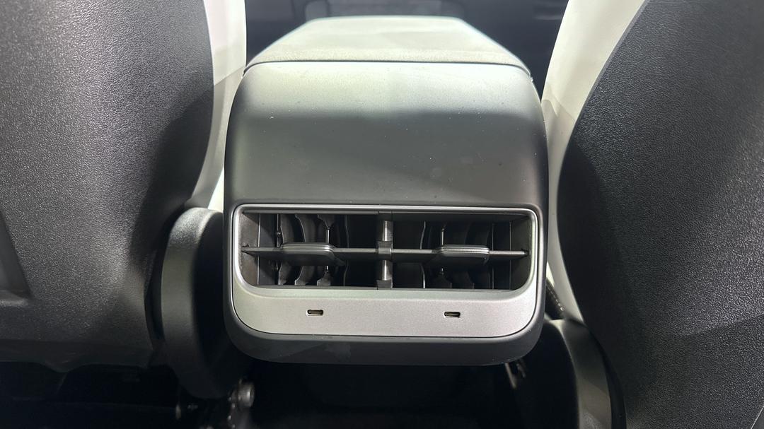 2023 Tesla Model Y Rear-wheel Drive, Automatic, 21248 km, Rear A/C Vent