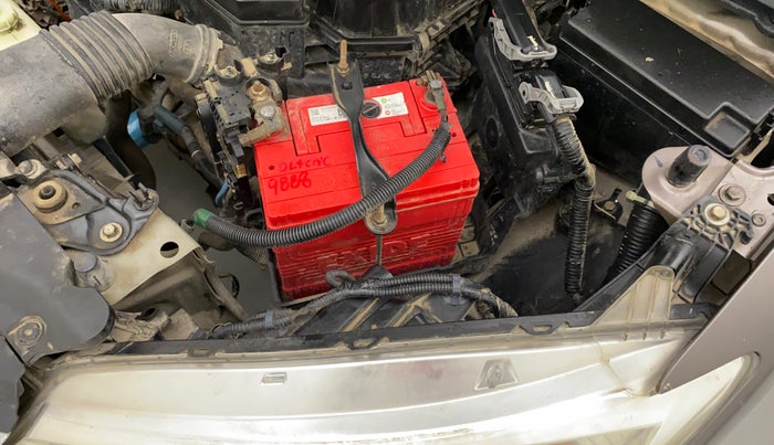 2014 Honda City 1.5L I-VTEC VX CVT, Petrol, Automatic, 94,089 km, Left headlight - Clamp has minor damage