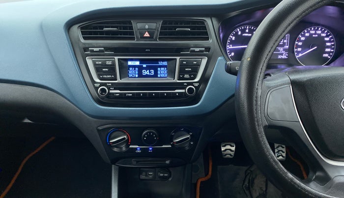 2016 Hyundai i20 Active 1.2 BASE, Petrol, Manual, 30,487 km, Air Conditioner