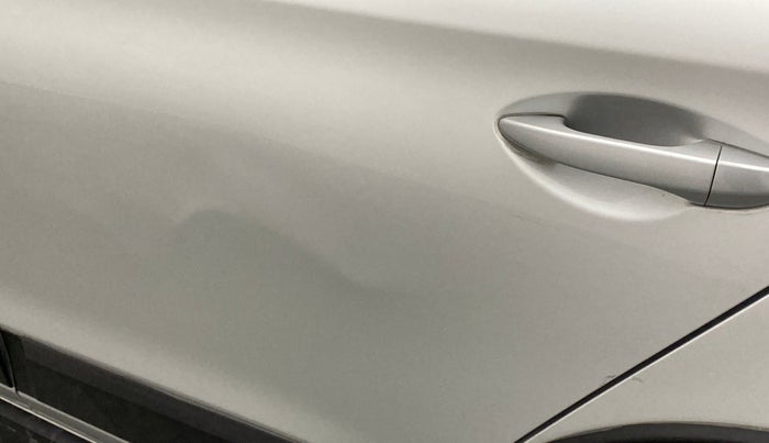 2016 Hyundai i20 Active 1.2 BASE, Petrol, Manual, 30,487 km, Rear left door - Slightly dented