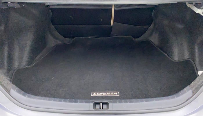 2014 Toyota Corolla Altis GL, Petrol, Manual, 15,908 km, Boot Inside