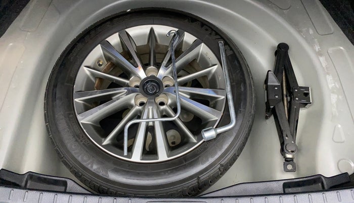2014 Toyota Corolla Altis GL, Petrol, Manual, 15,908 km, Spare Tyre