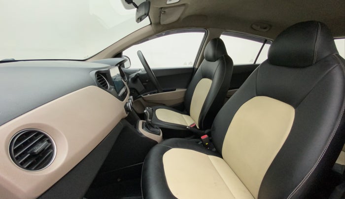 2014 Hyundai Grand i10 SPORTZ AT 1.2 KAPPA VTVT, Petrol, Automatic, 1,06,876 km, Right Side Front Door Cabin