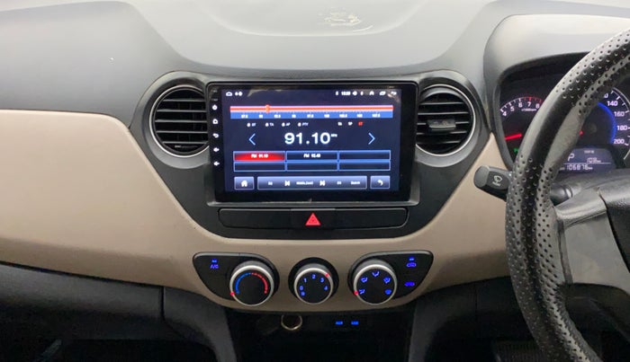 2014 Hyundai Grand i10 SPORTZ AT 1.2 KAPPA VTVT, Petrol, Automatic, 1,06,876 km, Air Conditioner