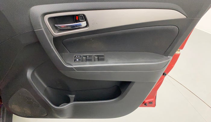 2016 Maruti Vitara Brezza ZDI, Diesel, Manual, 77,943 km, Driver Side Door Panels Control