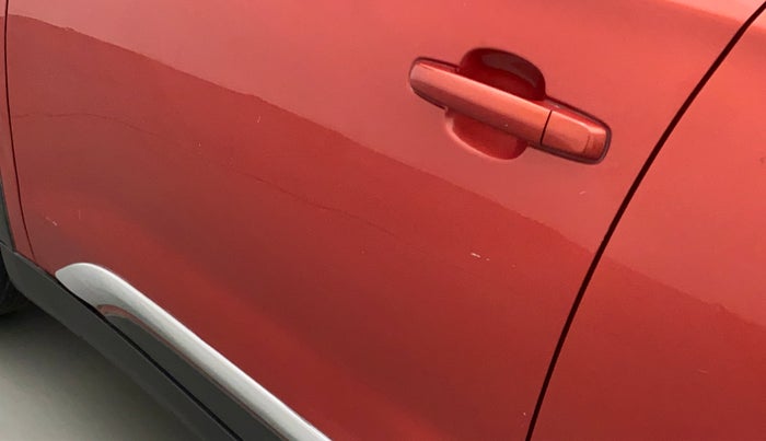 2016 Maruti Vitara Brezza ZDI, Diesel, Manual, 77,943 km, Front passenger door - Minor scratches