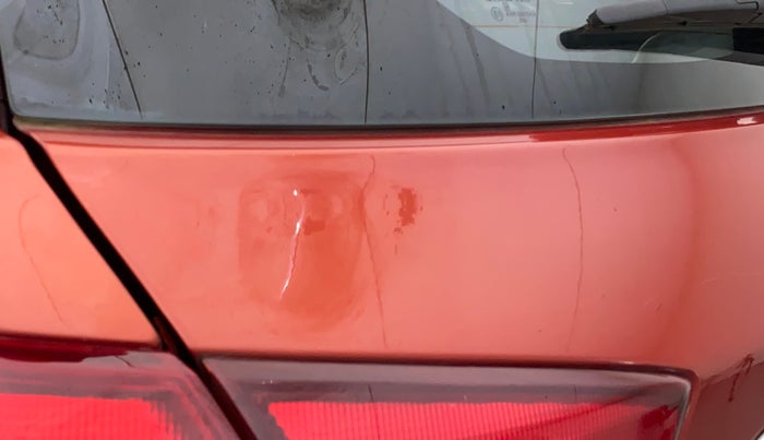 2016 Maruti Vitara Brezza ZDI, Diesel, Manual, 77,943 km, Dicky (Boot door) - Slightly dented