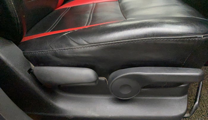 2016 Maruti Vitara Brezza ZDI, Diesel, Manual, 77,943 km, Driver Side Adjustment Panel
