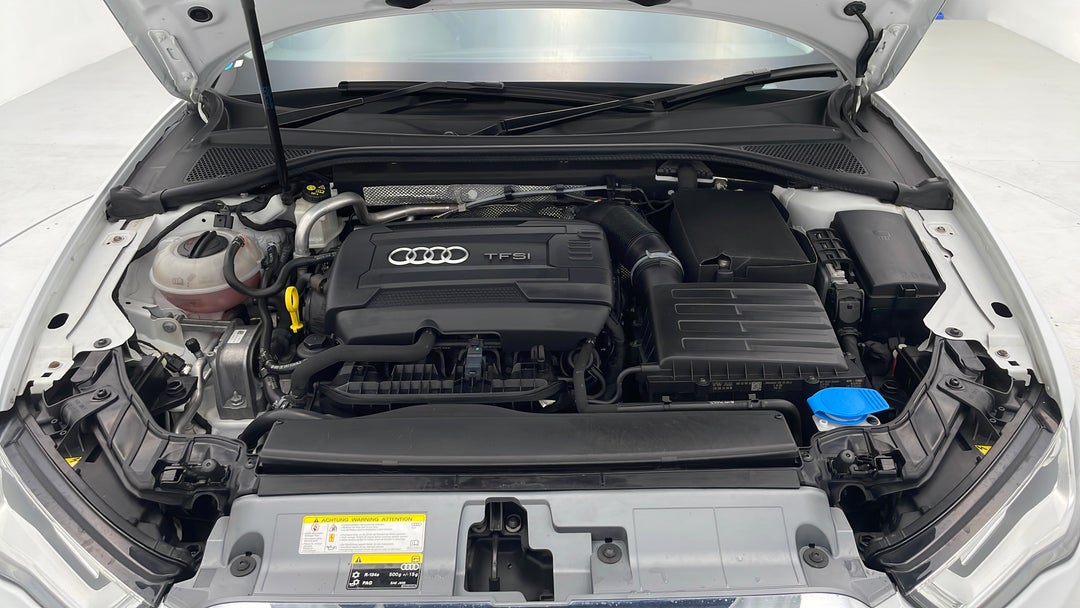 Open Bonnet (Engine)